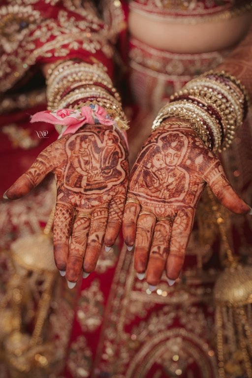 Kashish (27)